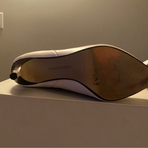 Saks Fifth Ave, Size 9, White, genuine leather boots/booties, good condition - Picture 7 of 9